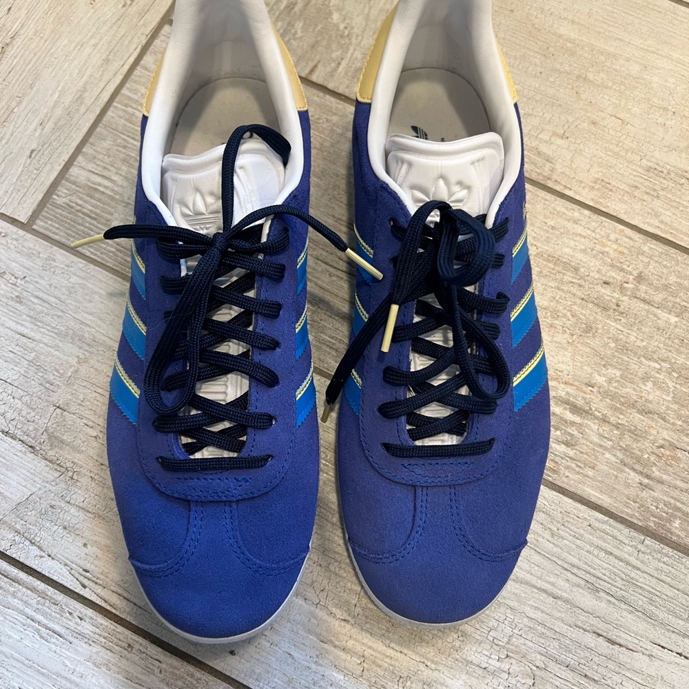 Adidas Gazelle Royal Blue and Yellow Sneakers - Picture 11 of 11